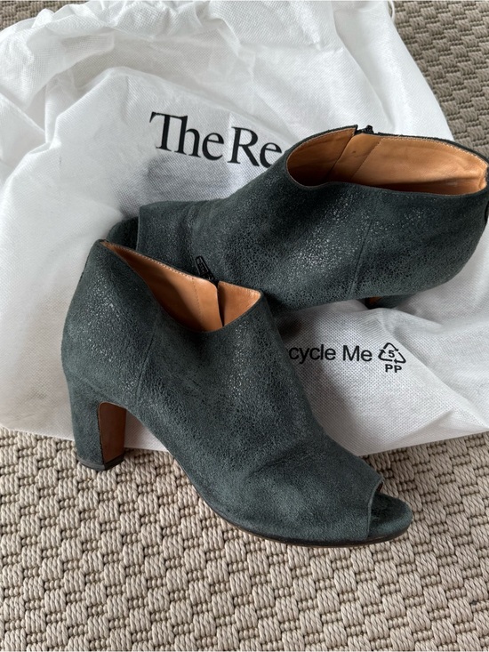 Maison Martin Margiela Shoes - Maison Margiela cracked suede forest green open toe heel ankle boot shoes